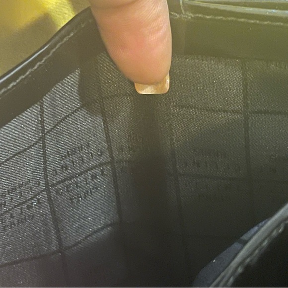 Celine Paris Patent Leather Wallet - Picture 4 of 9